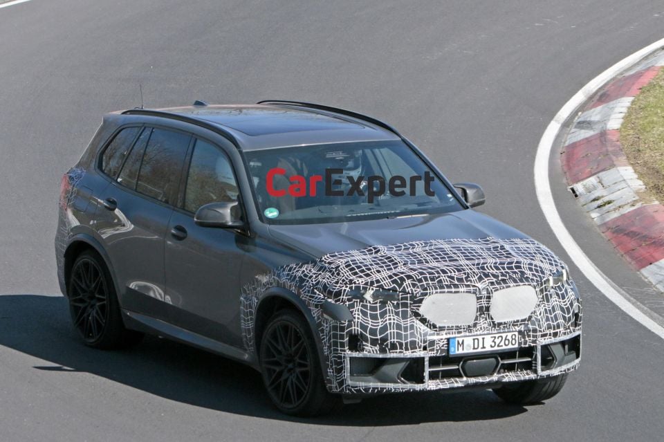 Camouflaged X5 M