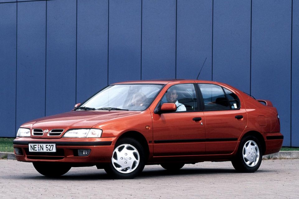 Second-gen Primera