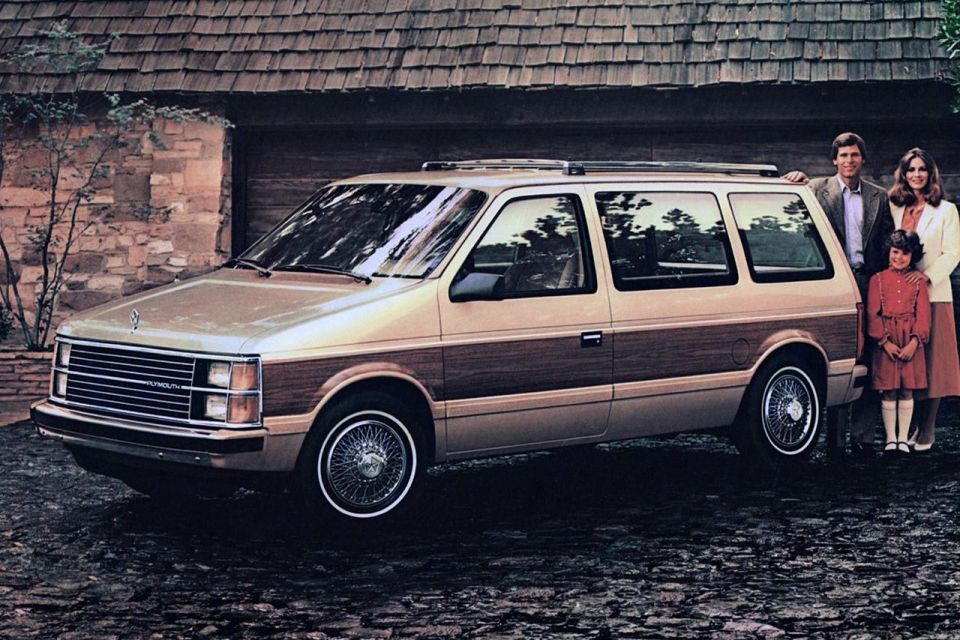 Plymouth Voyager