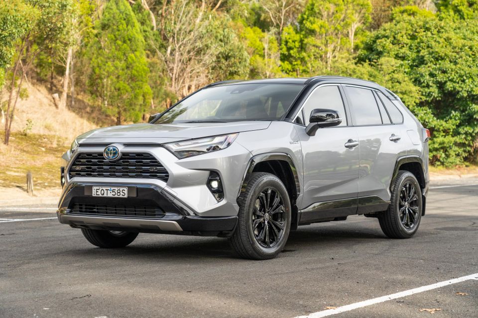 RAV4