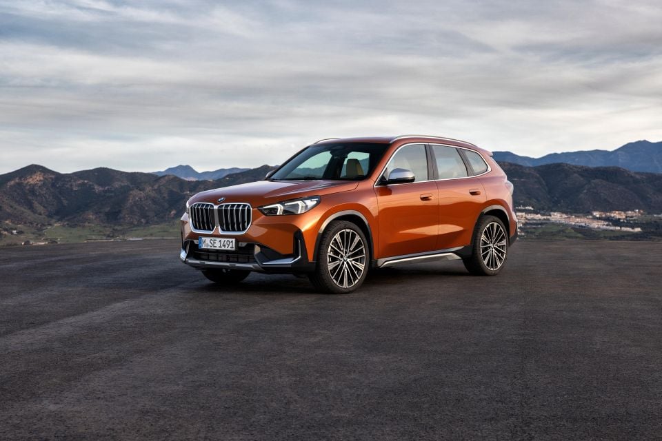xDrive23i