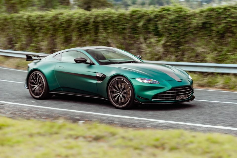 Aston Martin Vantage