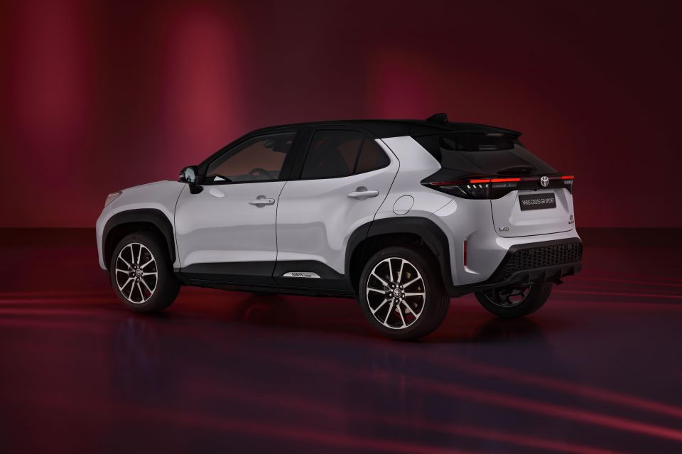 Overseas model shown throughout