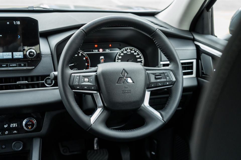 Mitsubishi Outlander LS