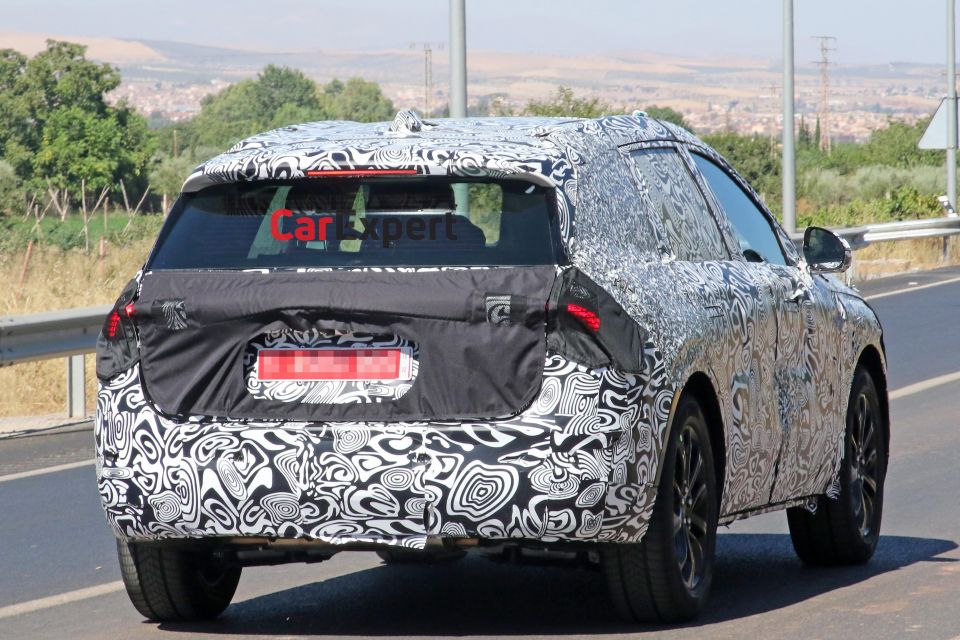 Possible Lincoln crossover