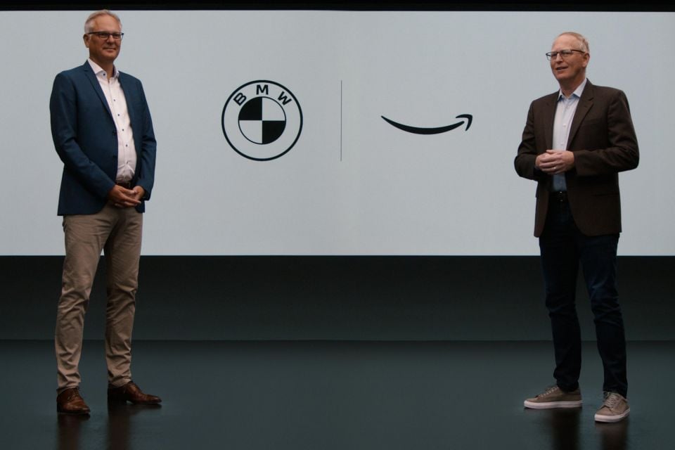 Stephen Durach, BMW Group (left) and Dave Limp, Amazon (right)