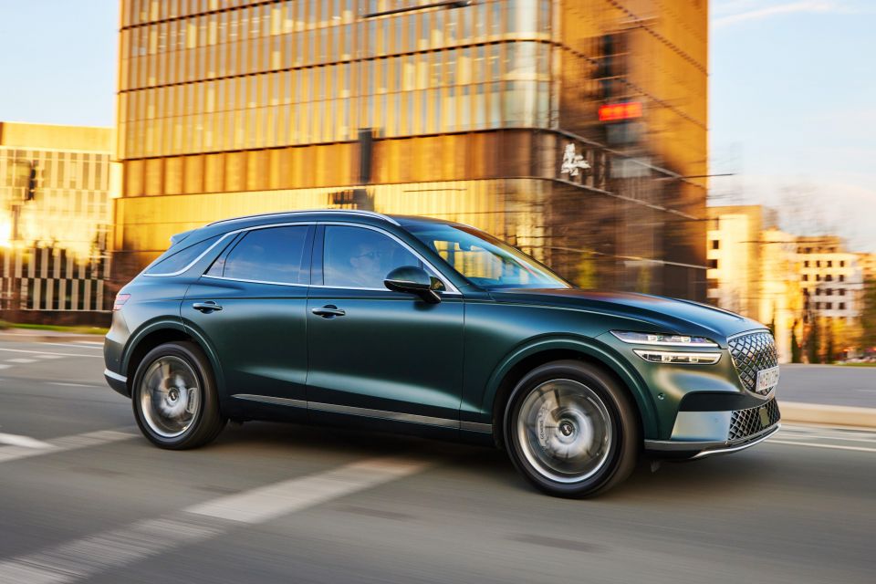 Genesis Electrified GV70