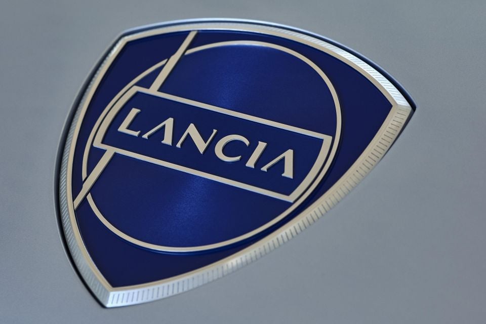 Lancia new logo