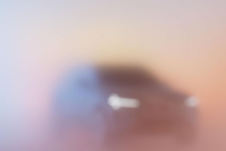 Volvo EX90 teasers