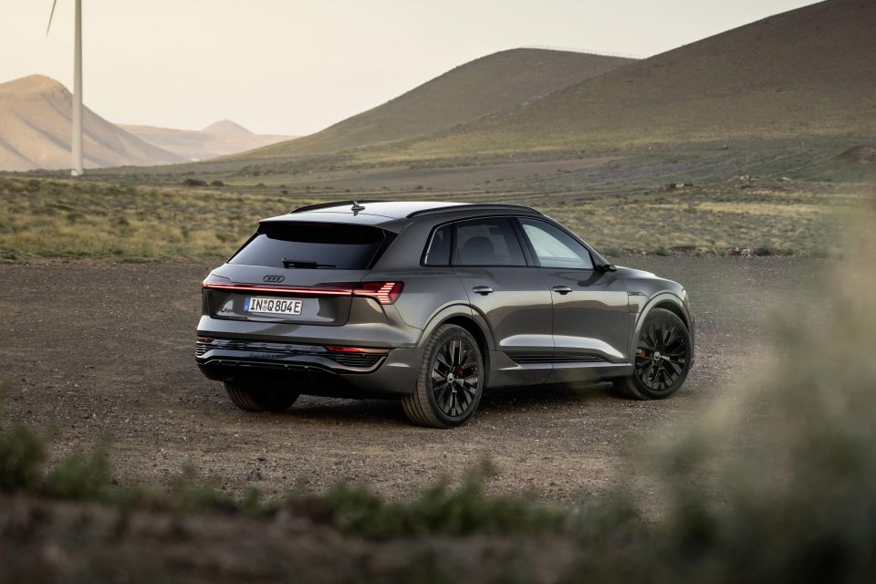 Overseas models pictured