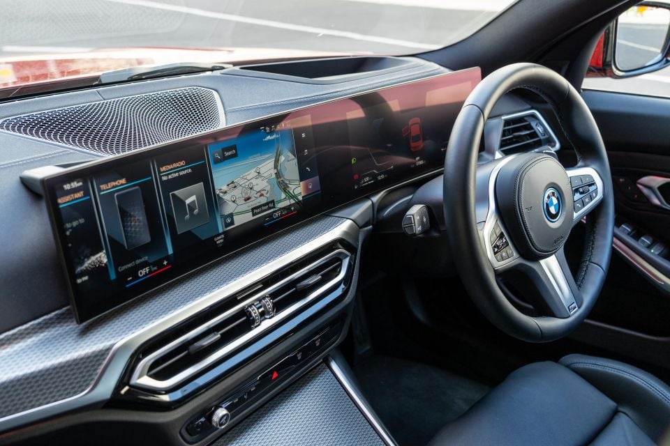 iDrive 8.0 (3 Series)