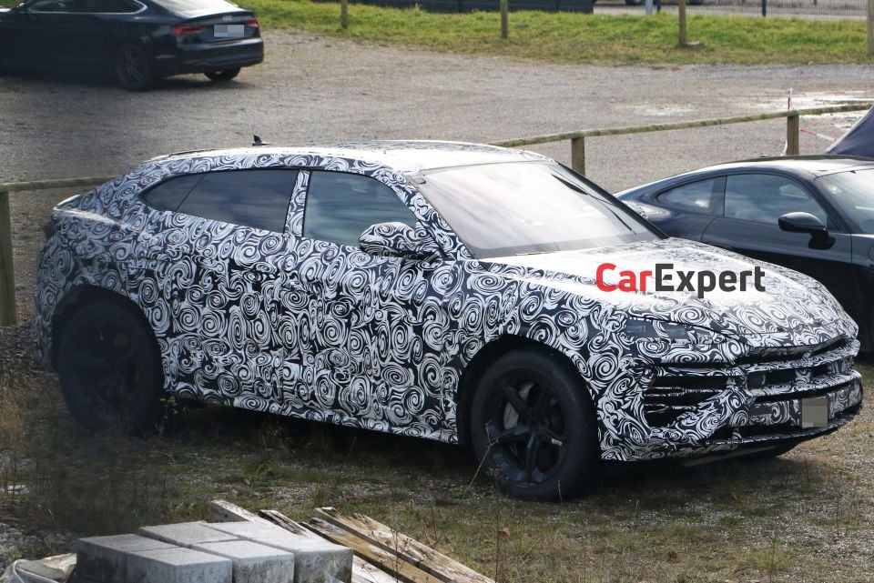 Facelifted Urus