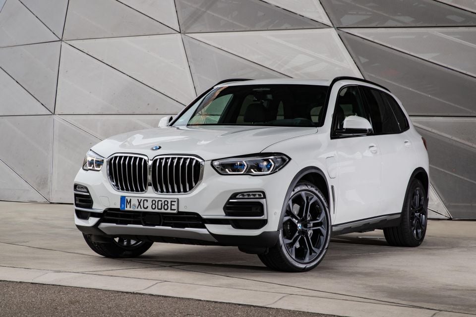 Current X5 xDrive45e with xLine package (overseas model)