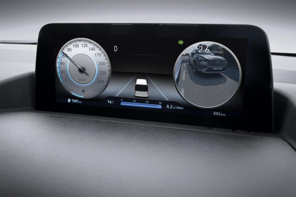 Staria Load Premium