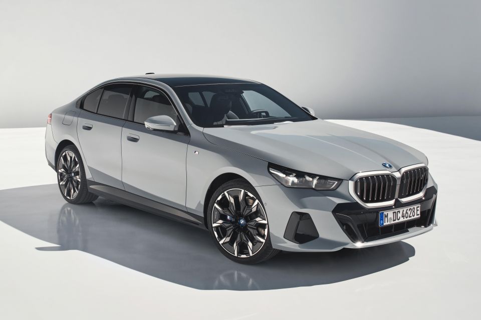 BMW i5 eDrive40