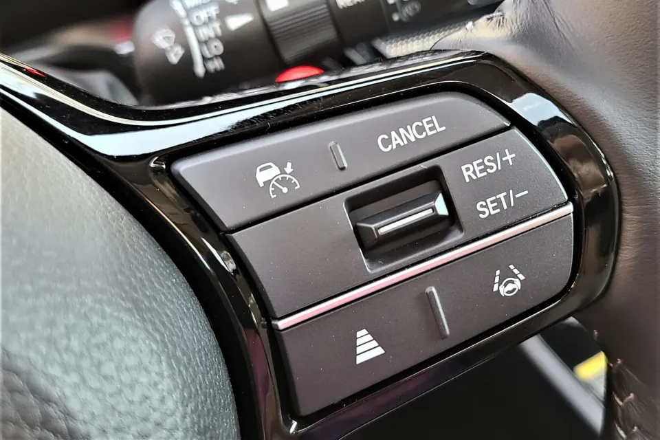 Australian Drivers Reluctant To Trust New Car Safety Tech Study Finds 