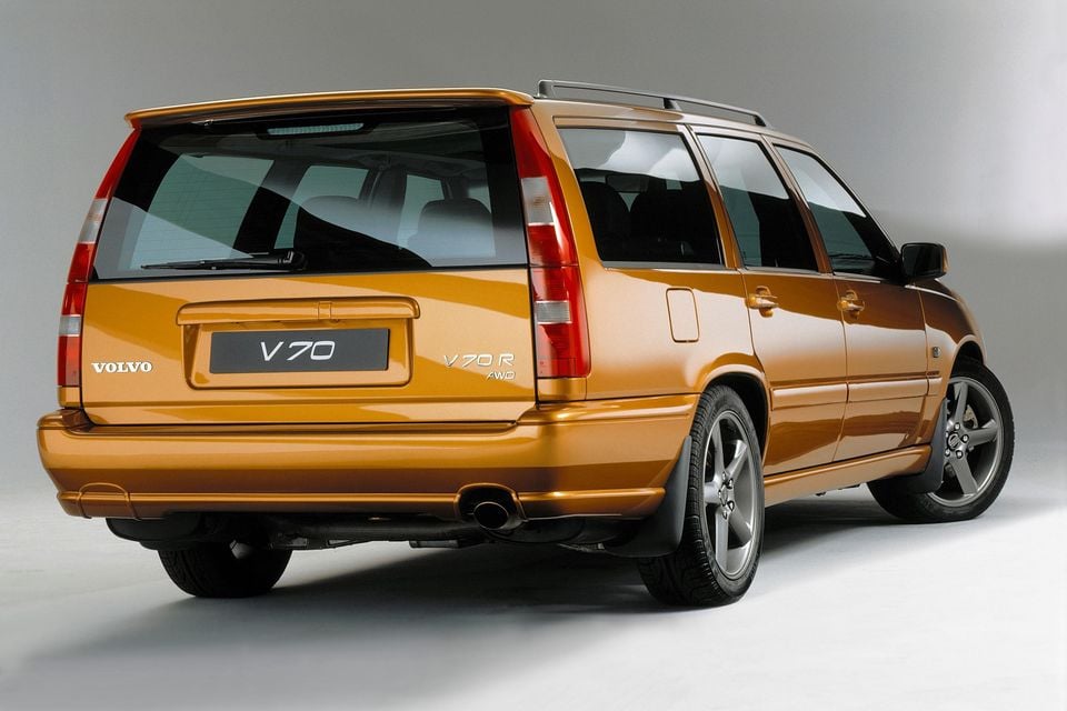 Volvo V70 R