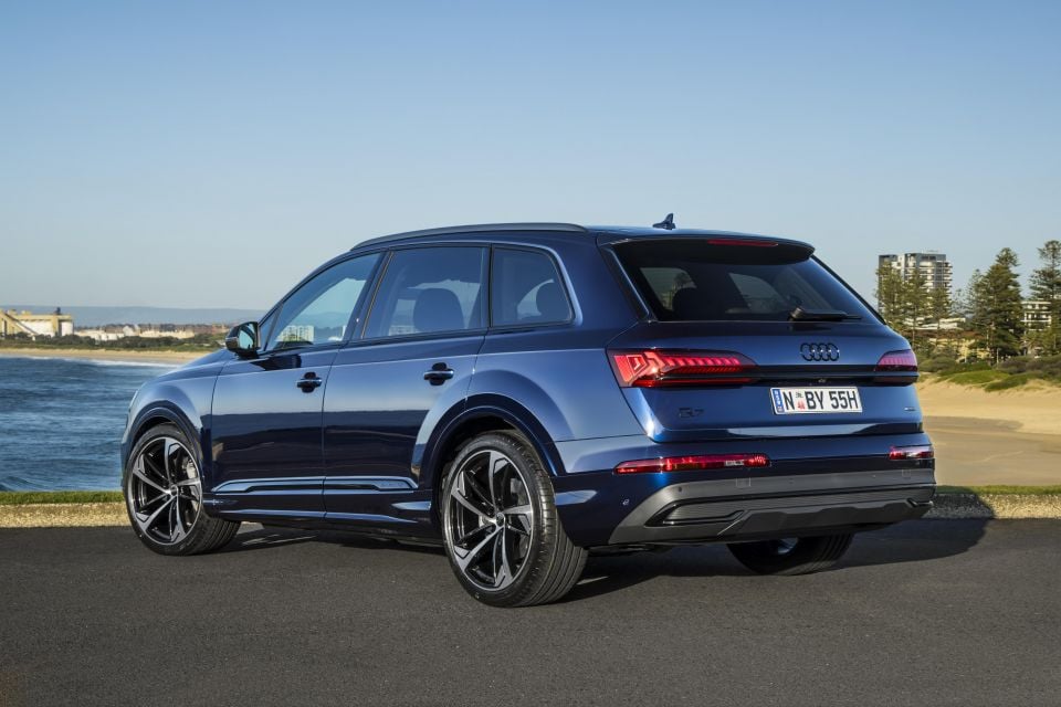 Q7 Dynamic Black