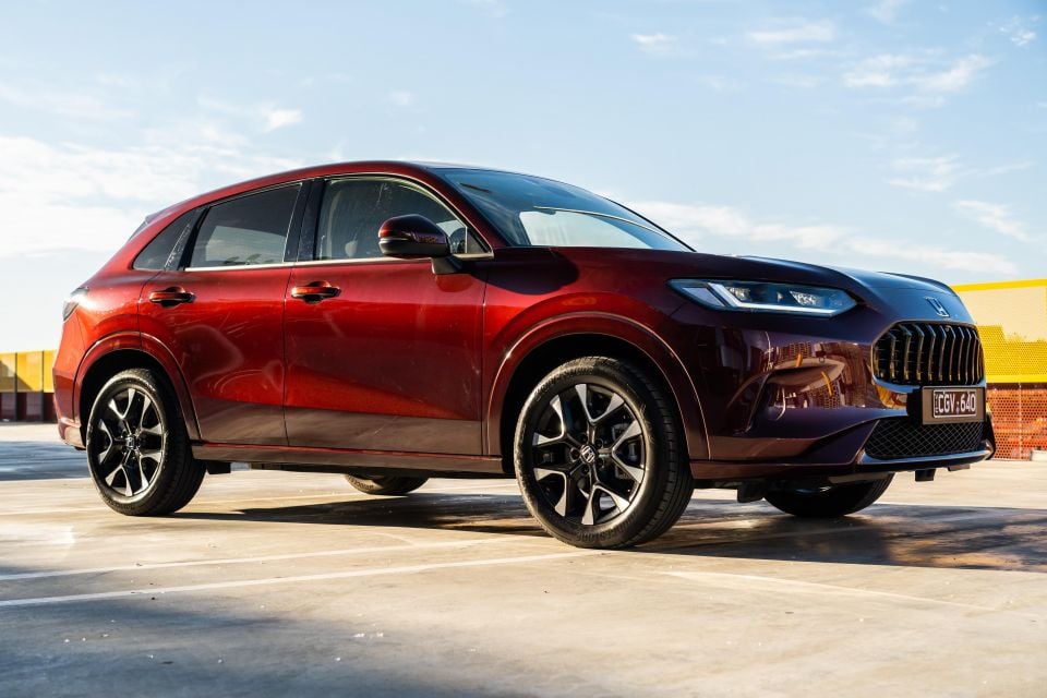 e:HEV LX