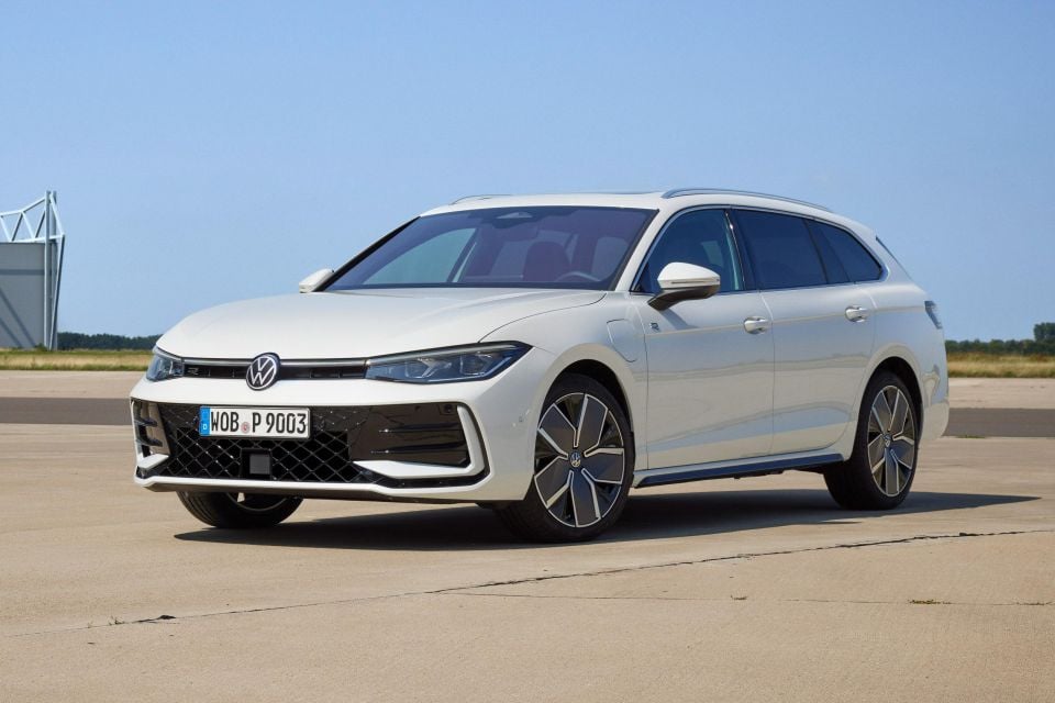2024 Passat R-Line