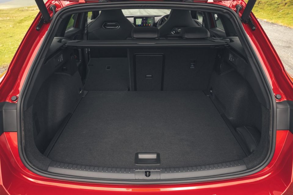 UK-spec Cupra Leon Estate