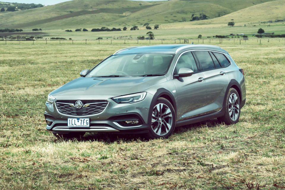 Holden ZB Calais V Tourer