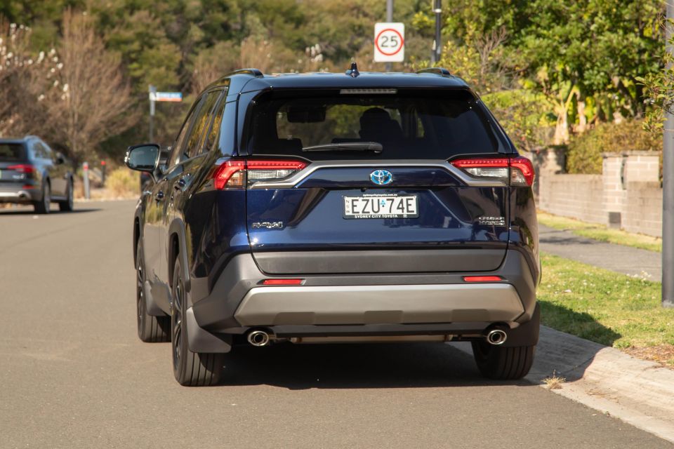 Toyota RAV4 Cruiser Hybrid
