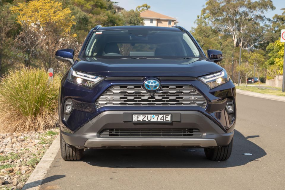 Toyota RAV4 Cruiser Hybrid