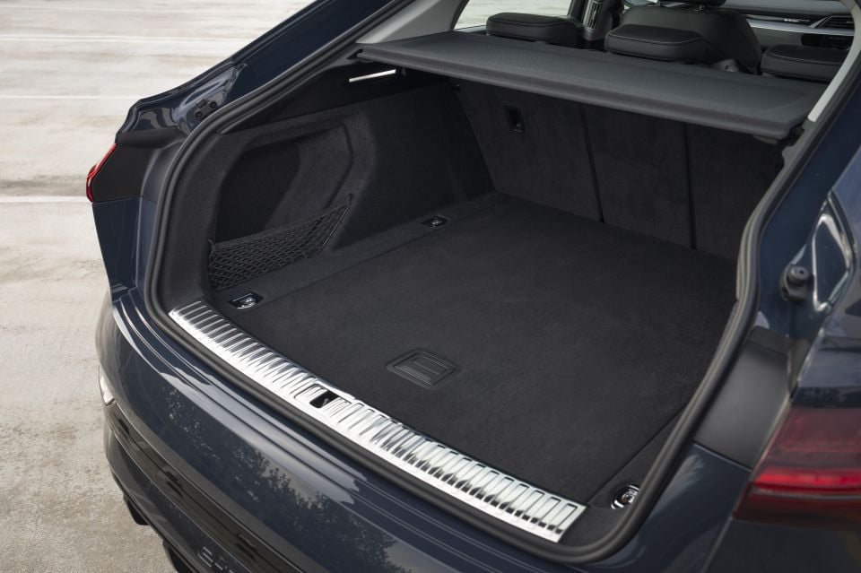 Q8 Sportback e-tron