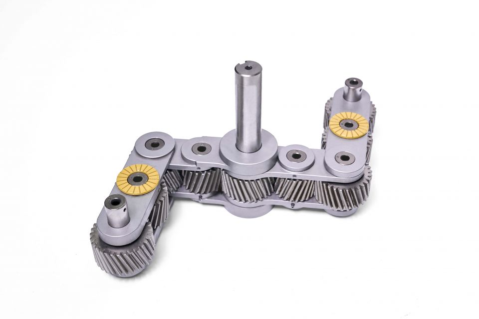 Sun with four pinions