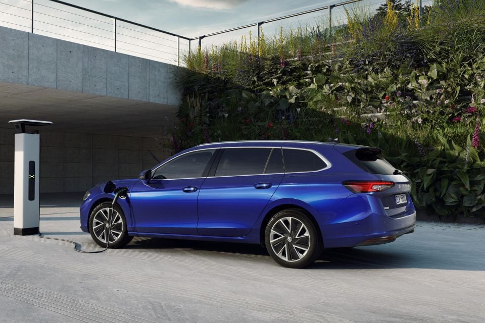 Skoda Superb Combi iV