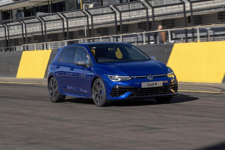 2023 Golf R