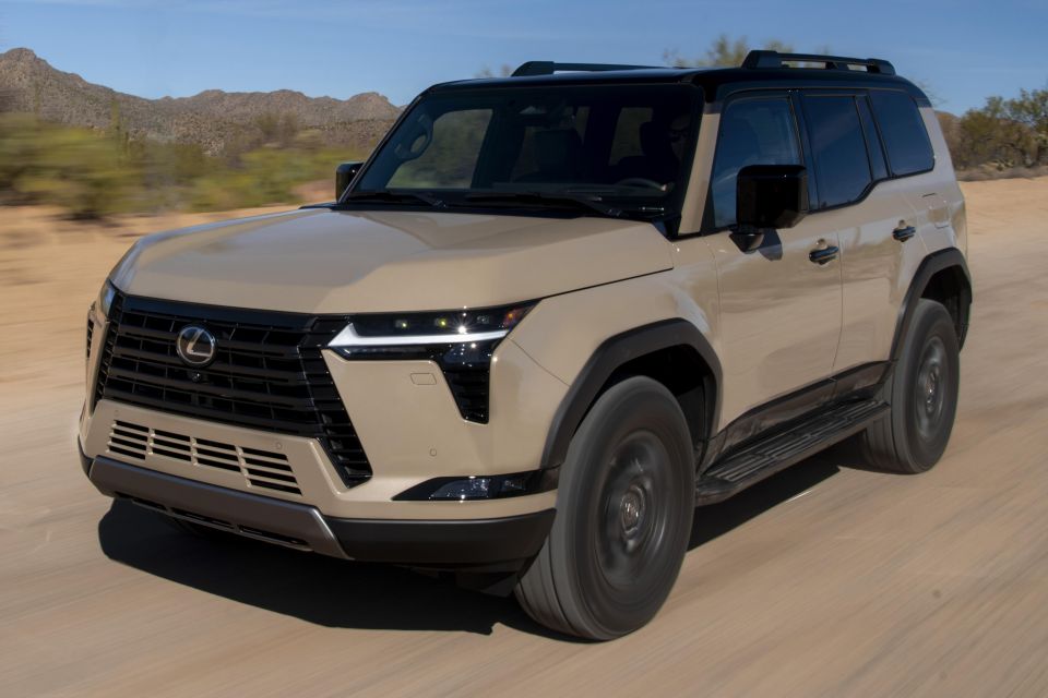 2024 Lexus GX 550 Overtrail (overseas model shown)