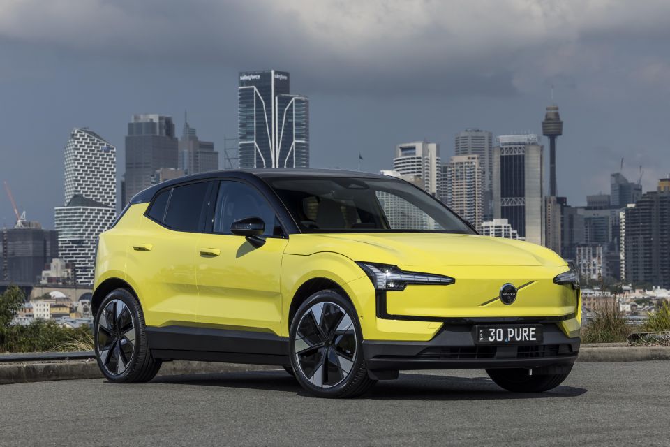 Volvo EX30