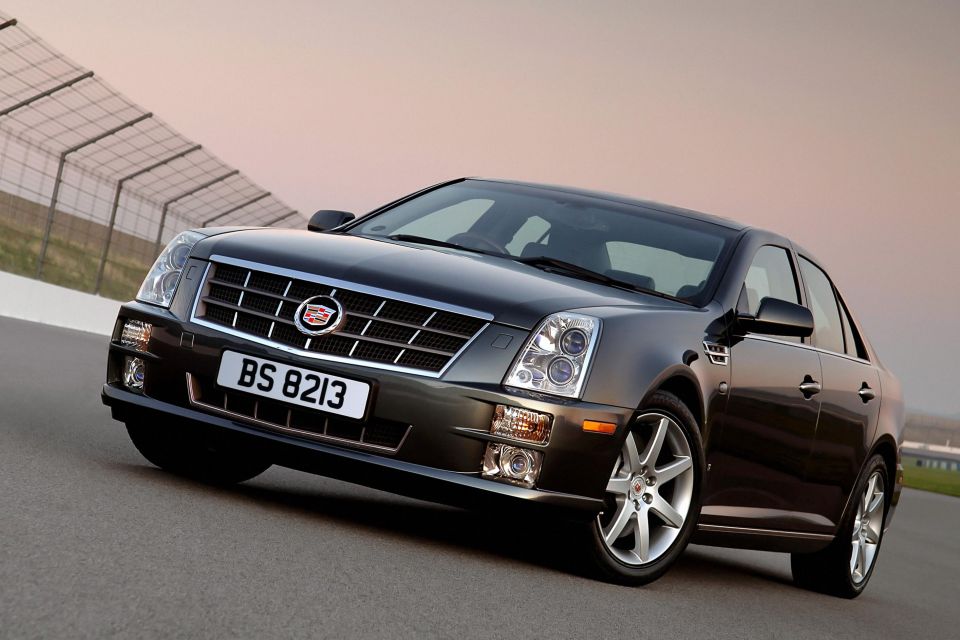 Cadillac STS