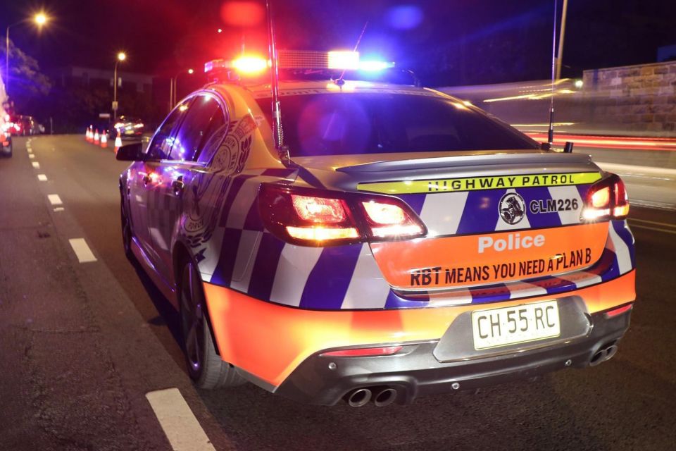 Police take a dim view on flashing blue and red lights on civilian cars