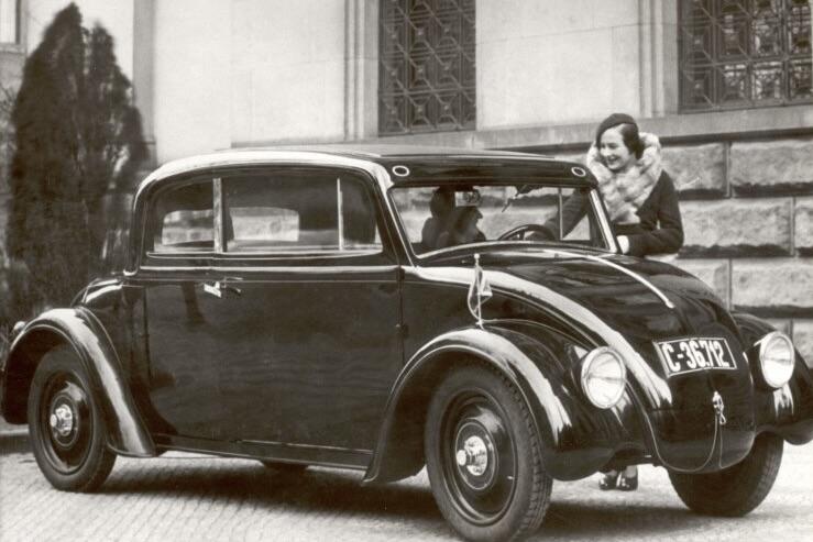 Skoda 932