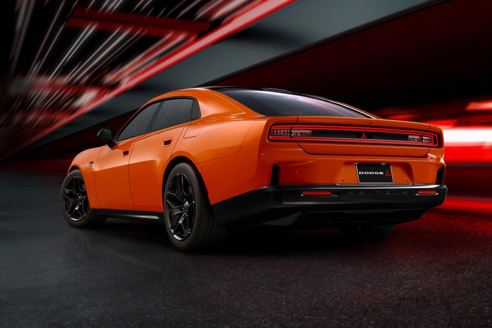 Dodge Charger Daytona R/T