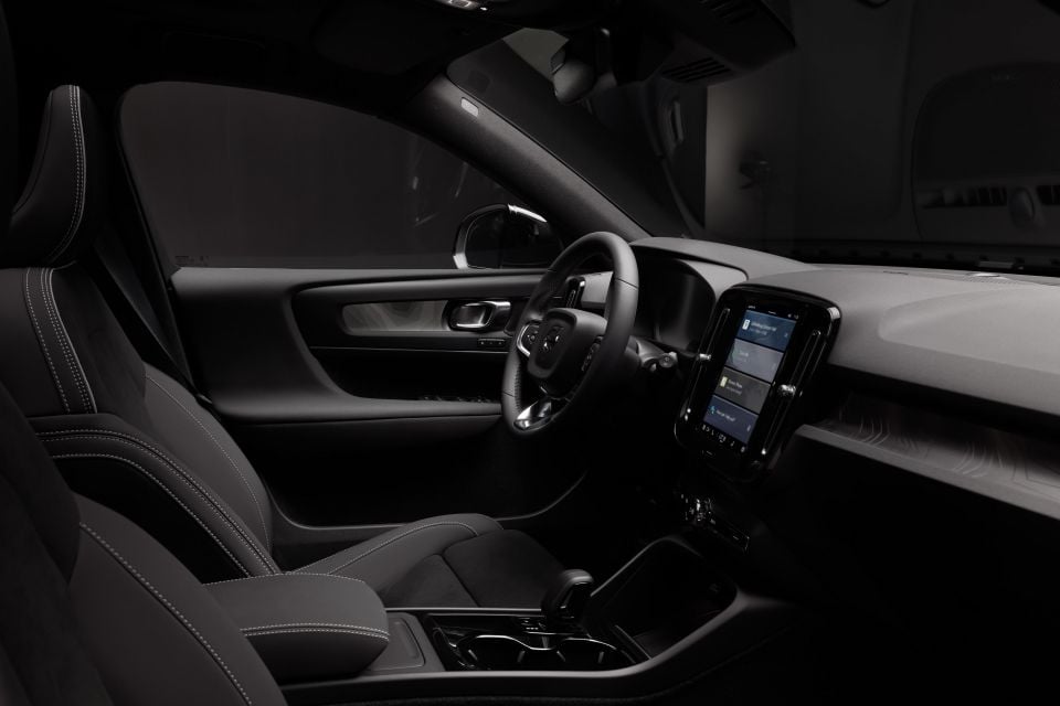 Black Edition interior