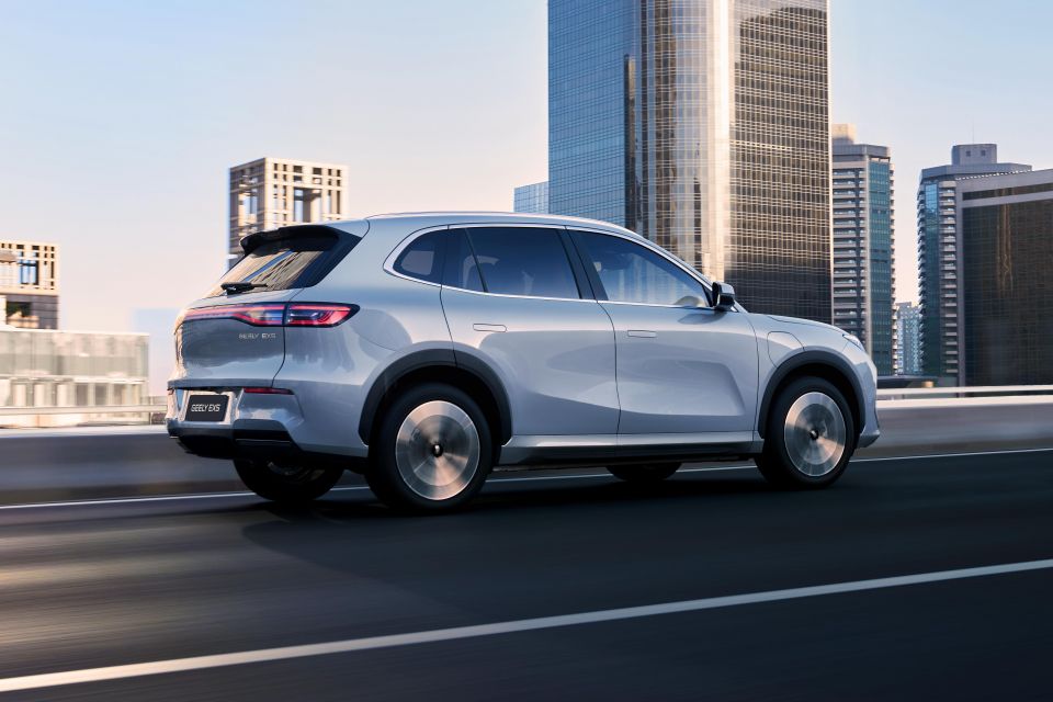 Geely EX5