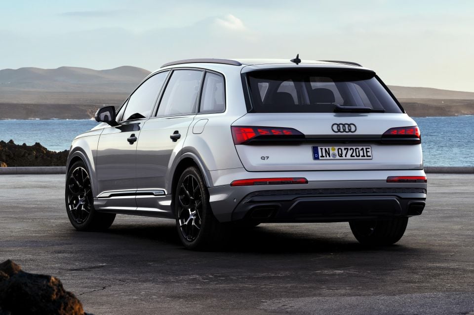 Q7 TFSI e shown