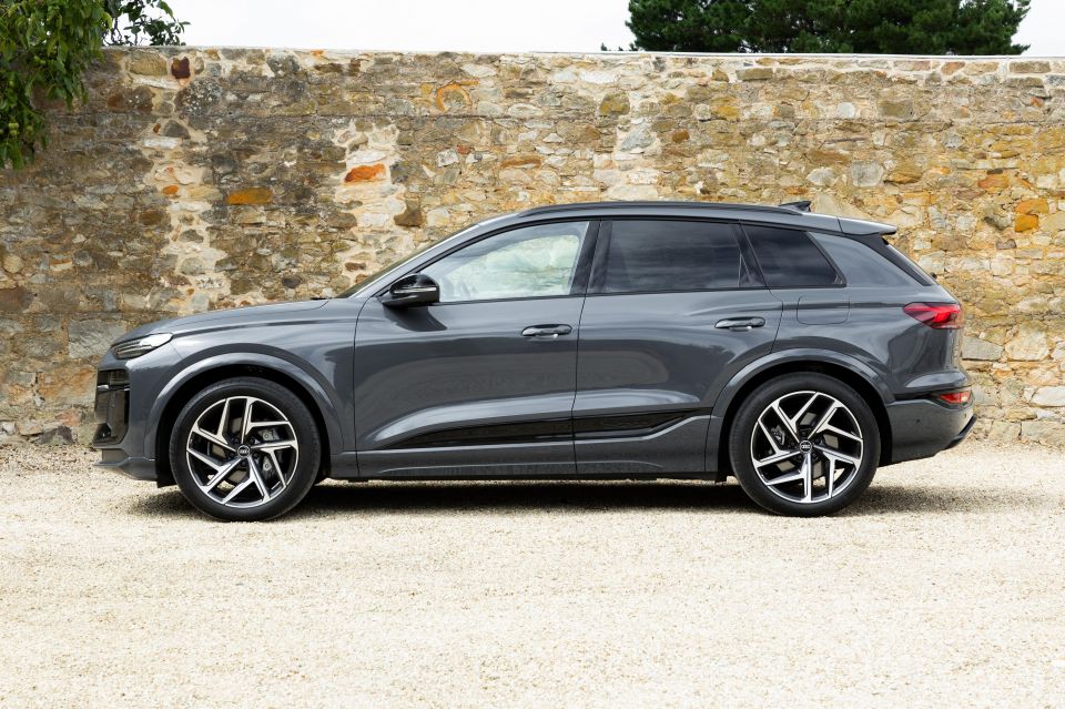 Audi Q6 e-tron