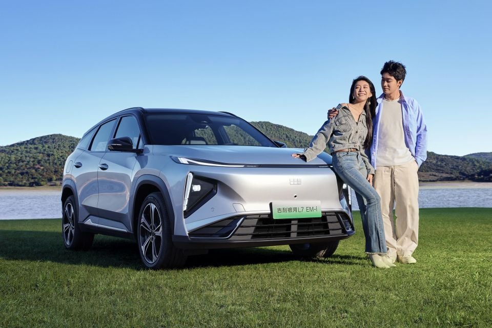 2025 Geely Galaxy L7