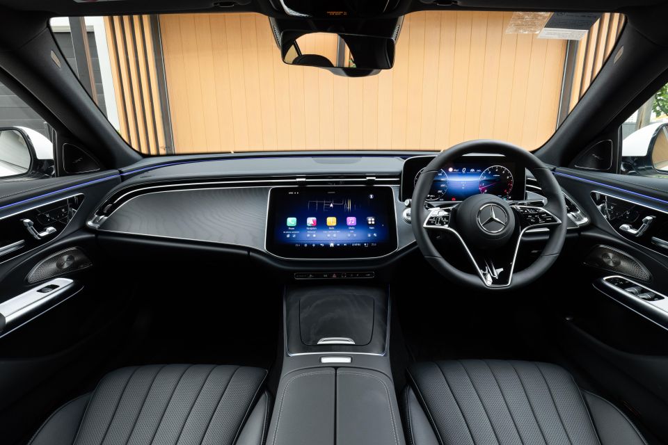 E200