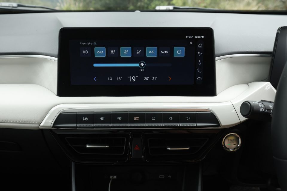 MG 3 Essence Hybrid+