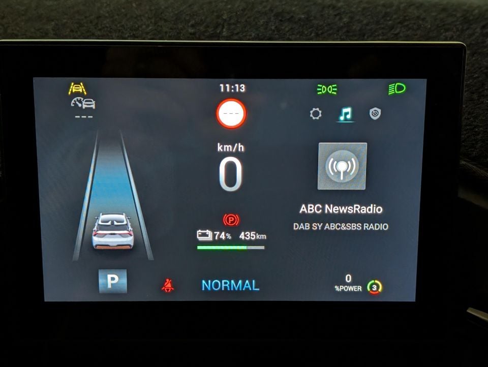 MG 4 digital instrument cluster
