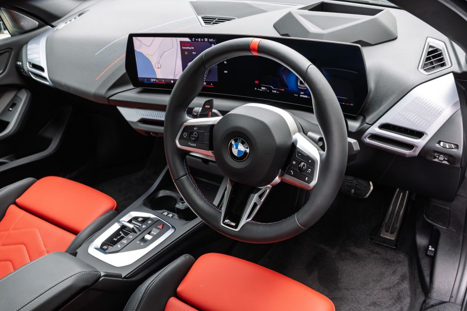 M235