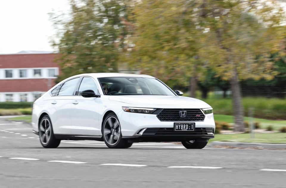 2025 Honda Accord e:HEV RS
