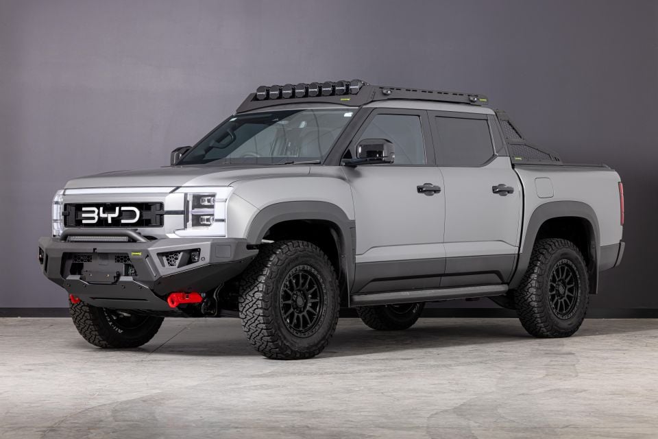 BYD Shark 6 with Ironman 4×4 accessories