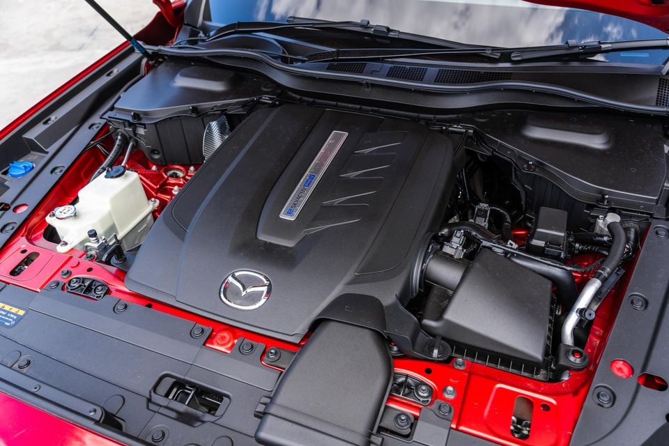 2026 Mazda CX-60 P50e GT MY25 Stills-21